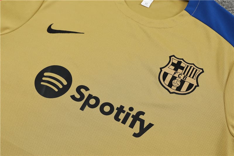 Kit Treino Barcelona 23/24 - Dourada