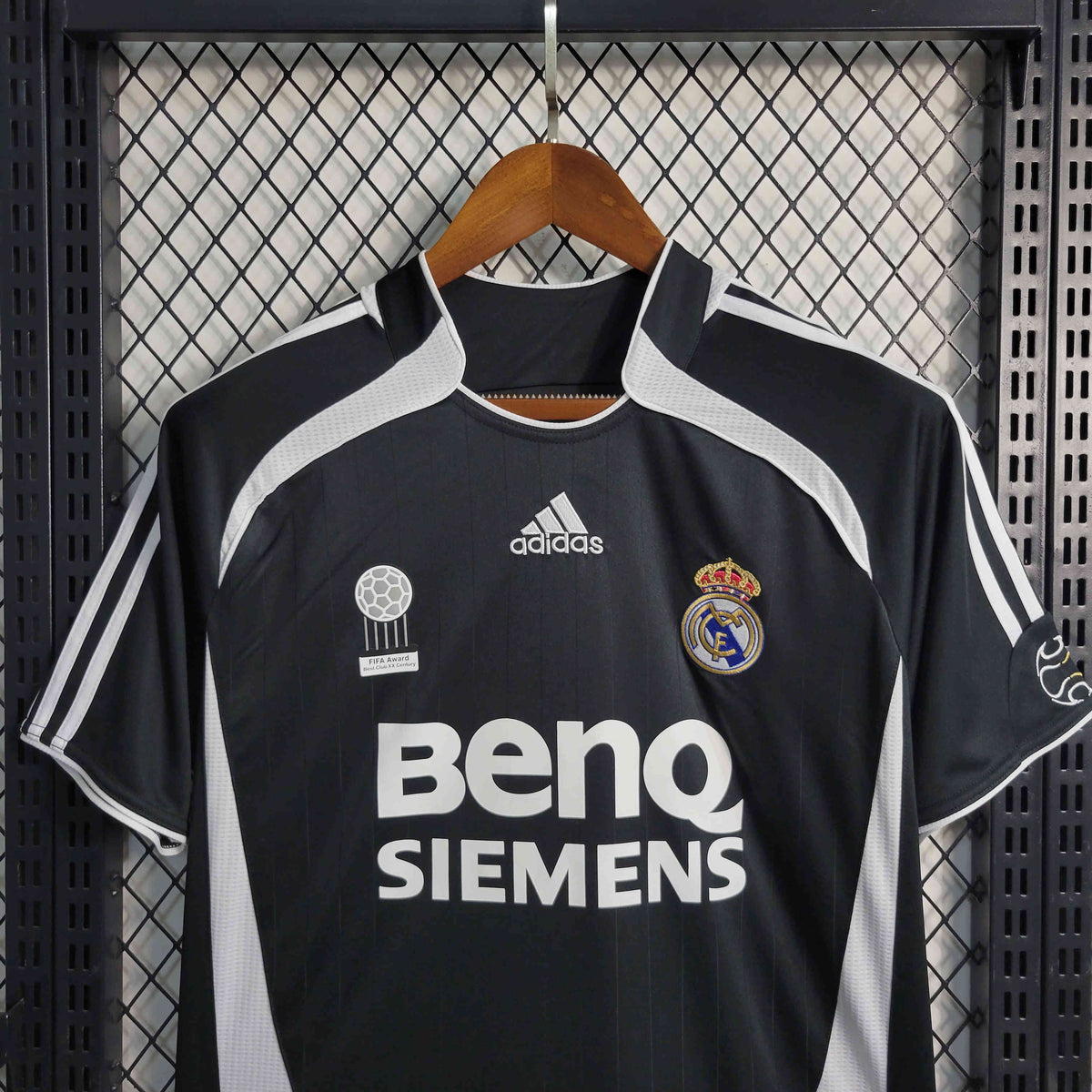Camisa Real Madrid II 06/07 - Versão Retro