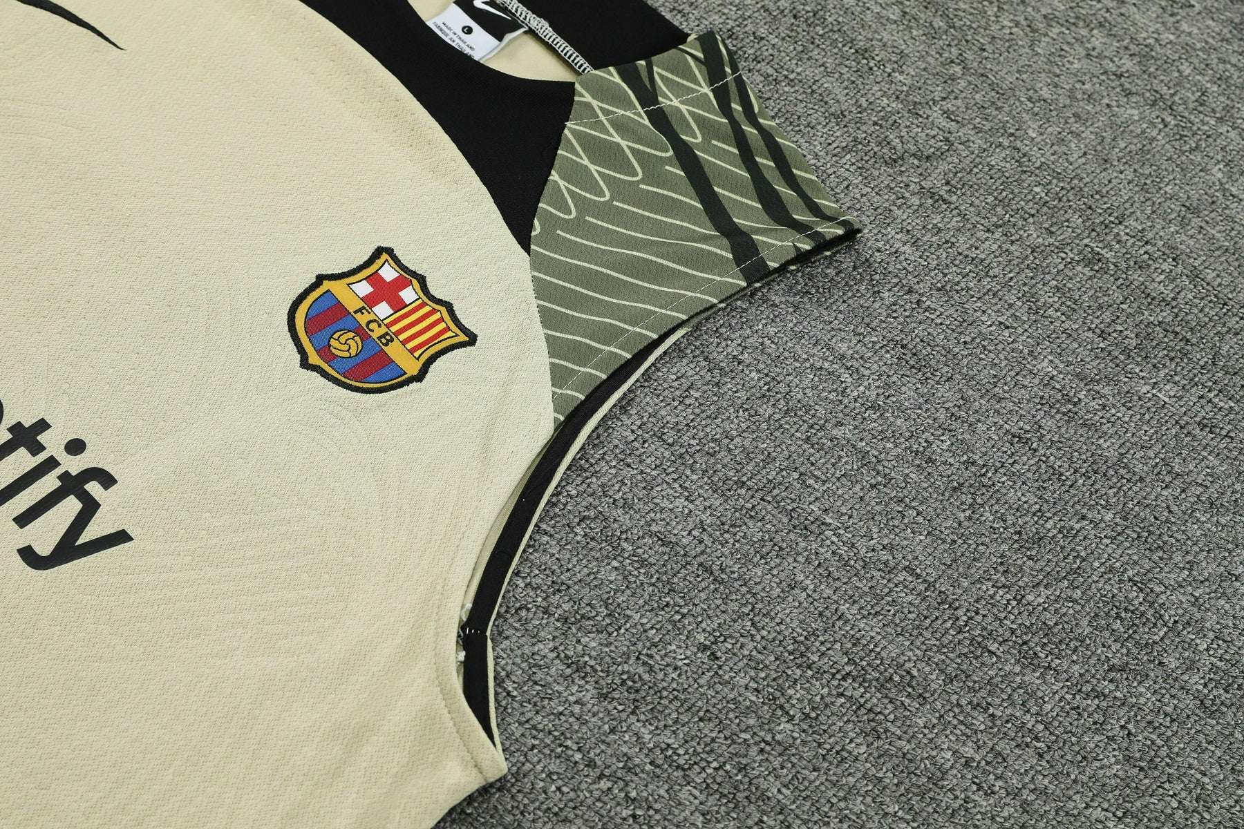 Kit Treino Regata Barcelona 23/24 - Creme