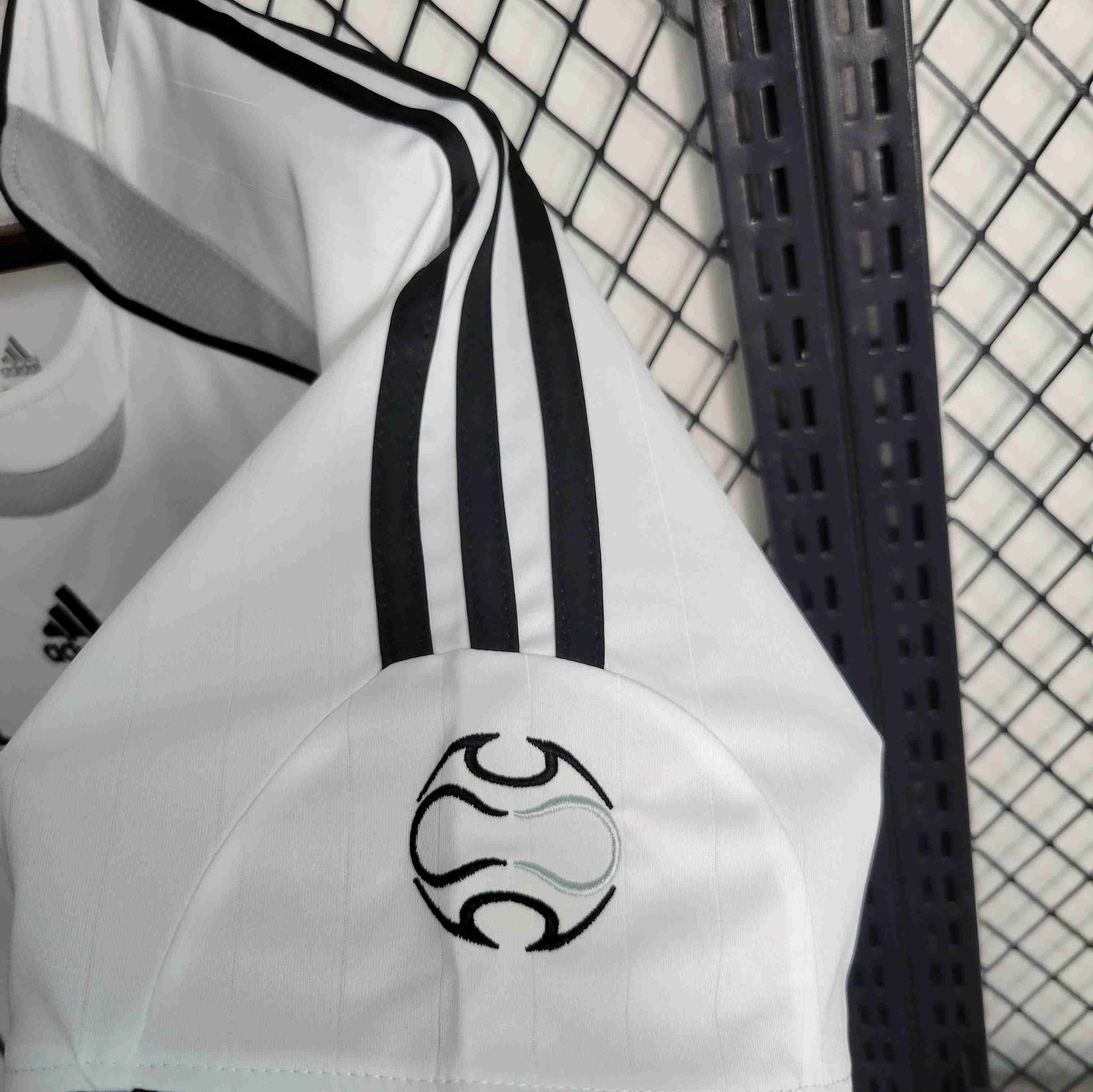 Camisa Real Madrid Home 06/07 - Versão Retro