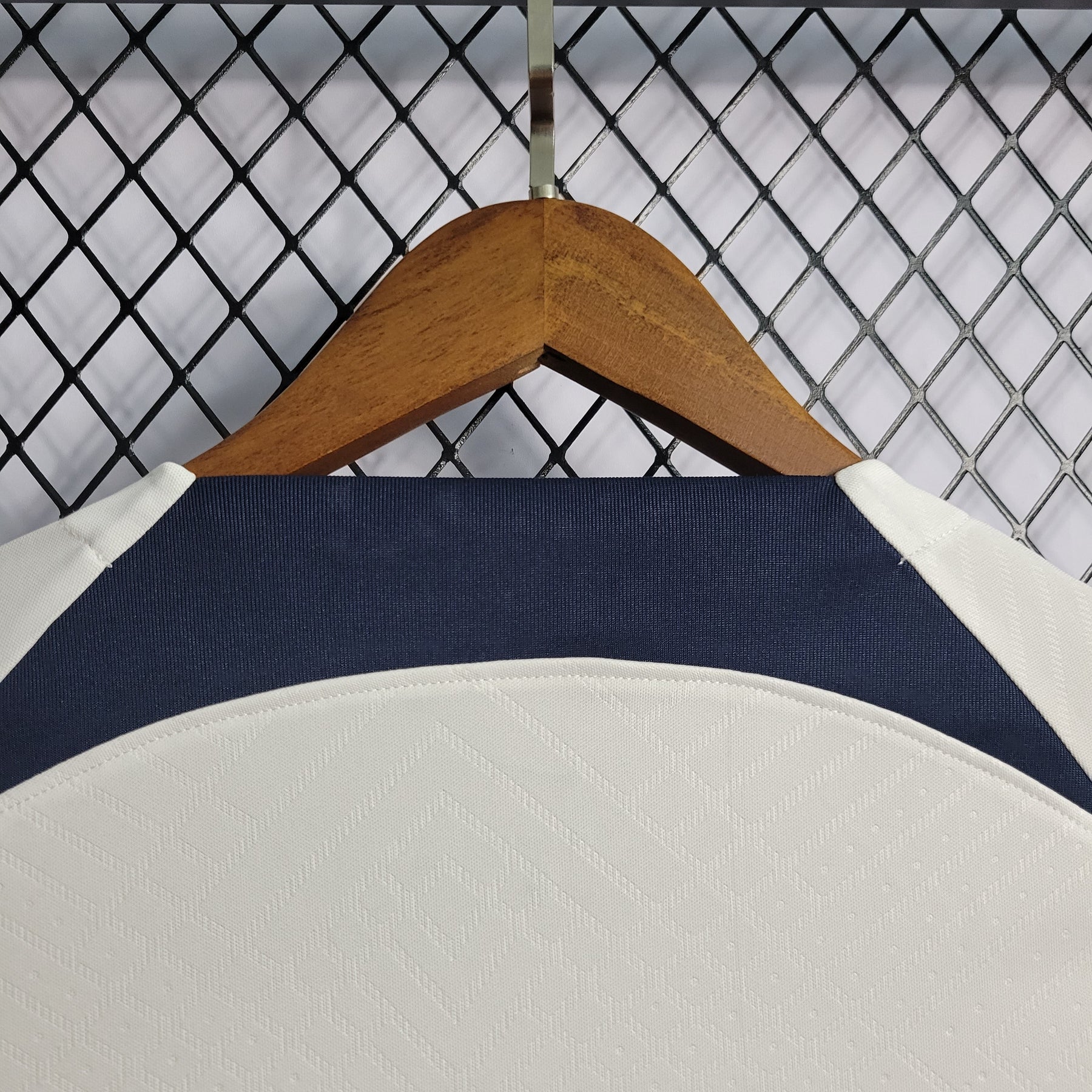 Camisa PSG Treino Branca II 22/23 - Versão Torcedor