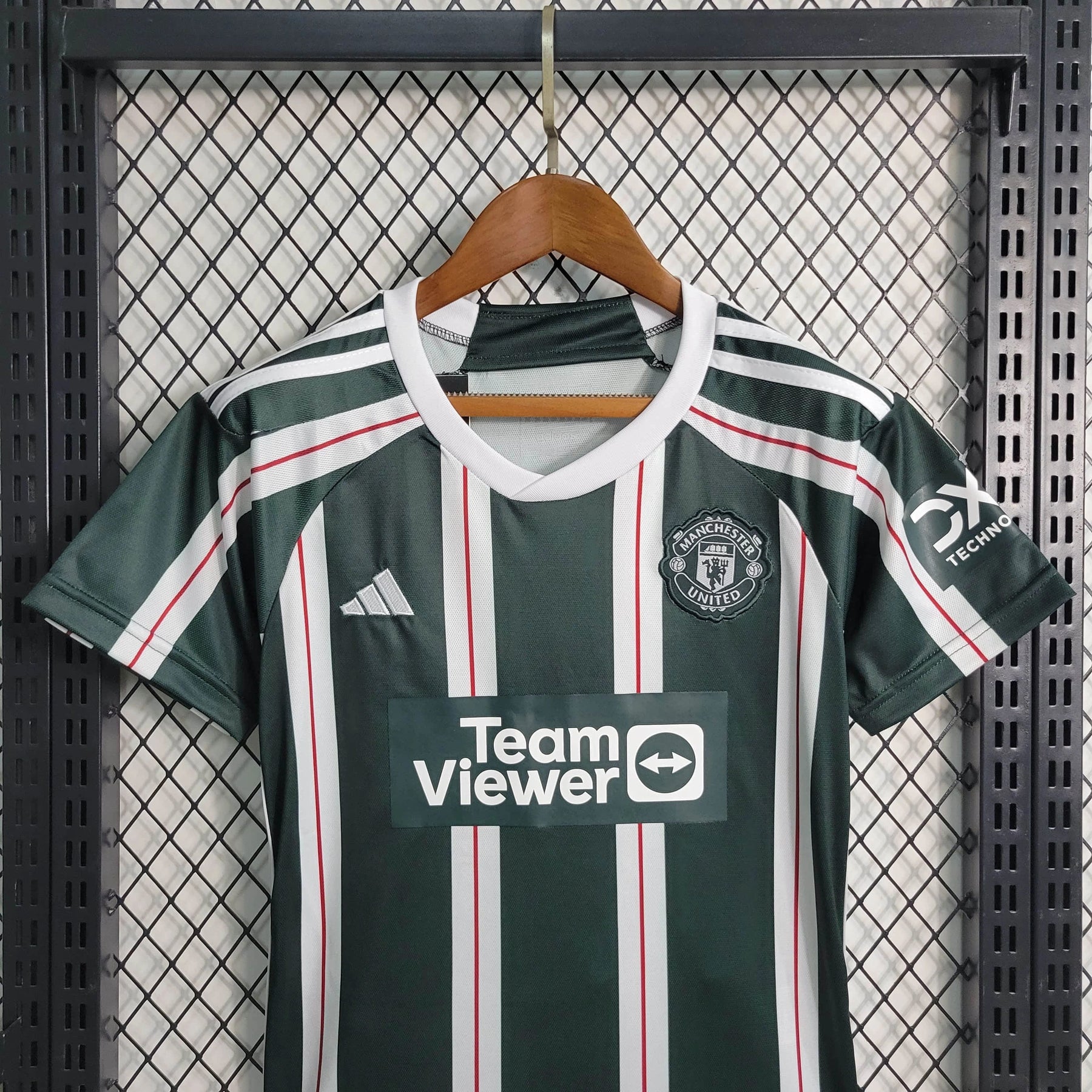 Kit Infantil Manchester United II 23/24